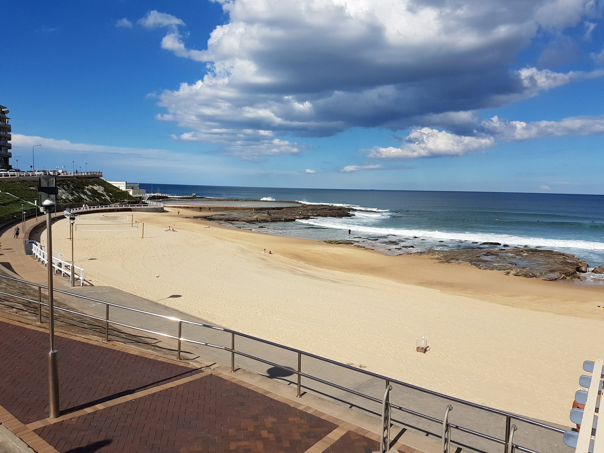 Newcastle Short Stay Accommodation - Sandbar Newcastle Beach Exterior photo