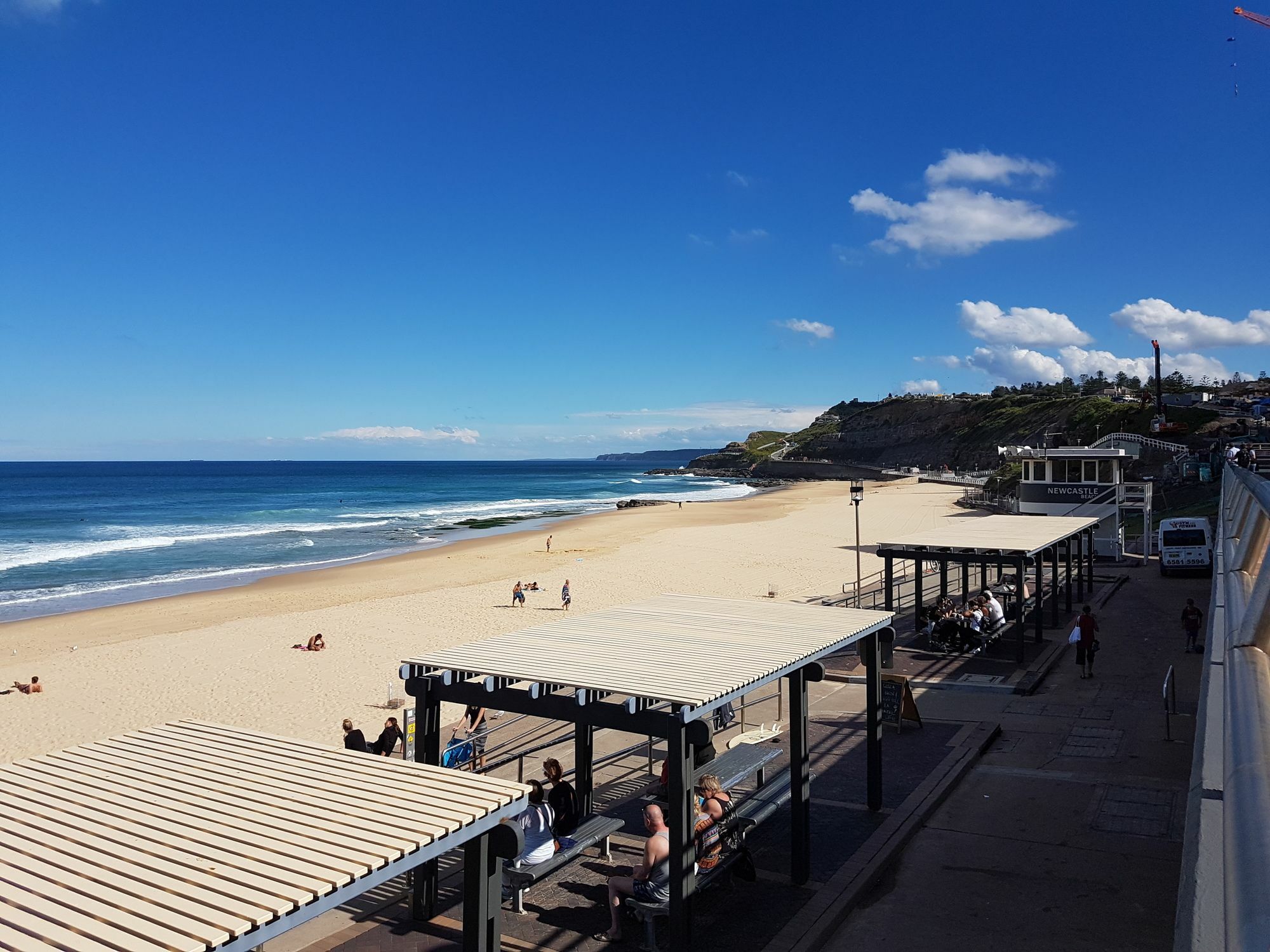 Newcastle Short Stay Accommodation - Sandbar Newcastle Beach Exterior photo